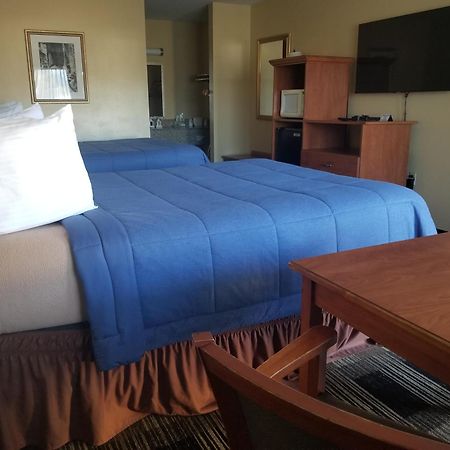 Oakridge Inn & Suites Εξωτερικό φωτογραφία