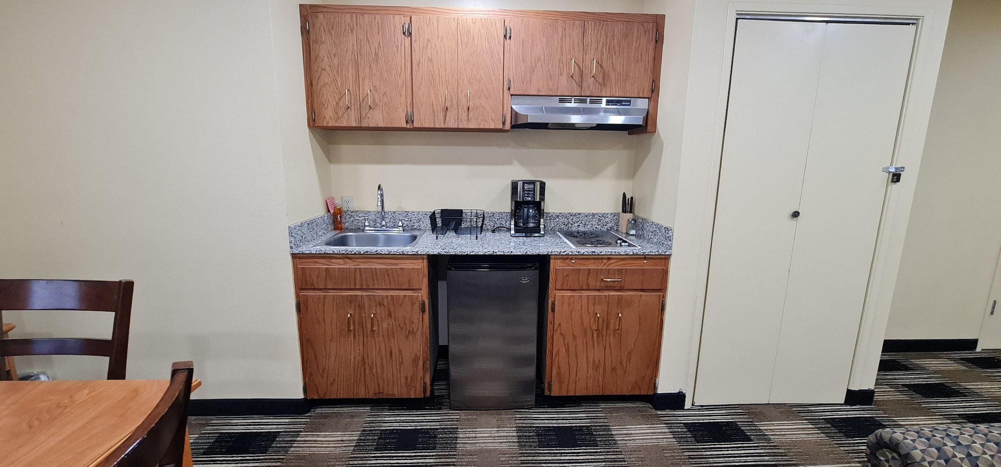 Oakridge Inn & Suites Εξωτερικό φωτογραφία